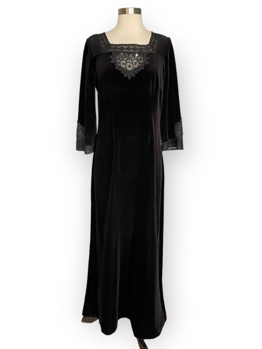 Black Velvet Maxi Dress with Lace Appliqué